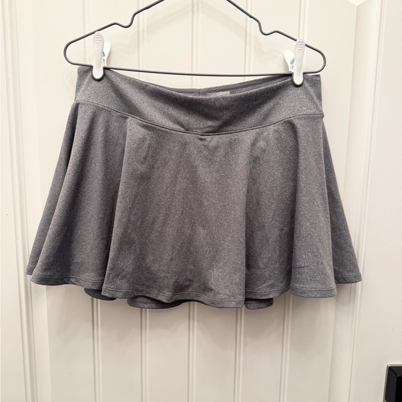 Nike Dryfit grey Athletic Skirt - Picture 2 of 2